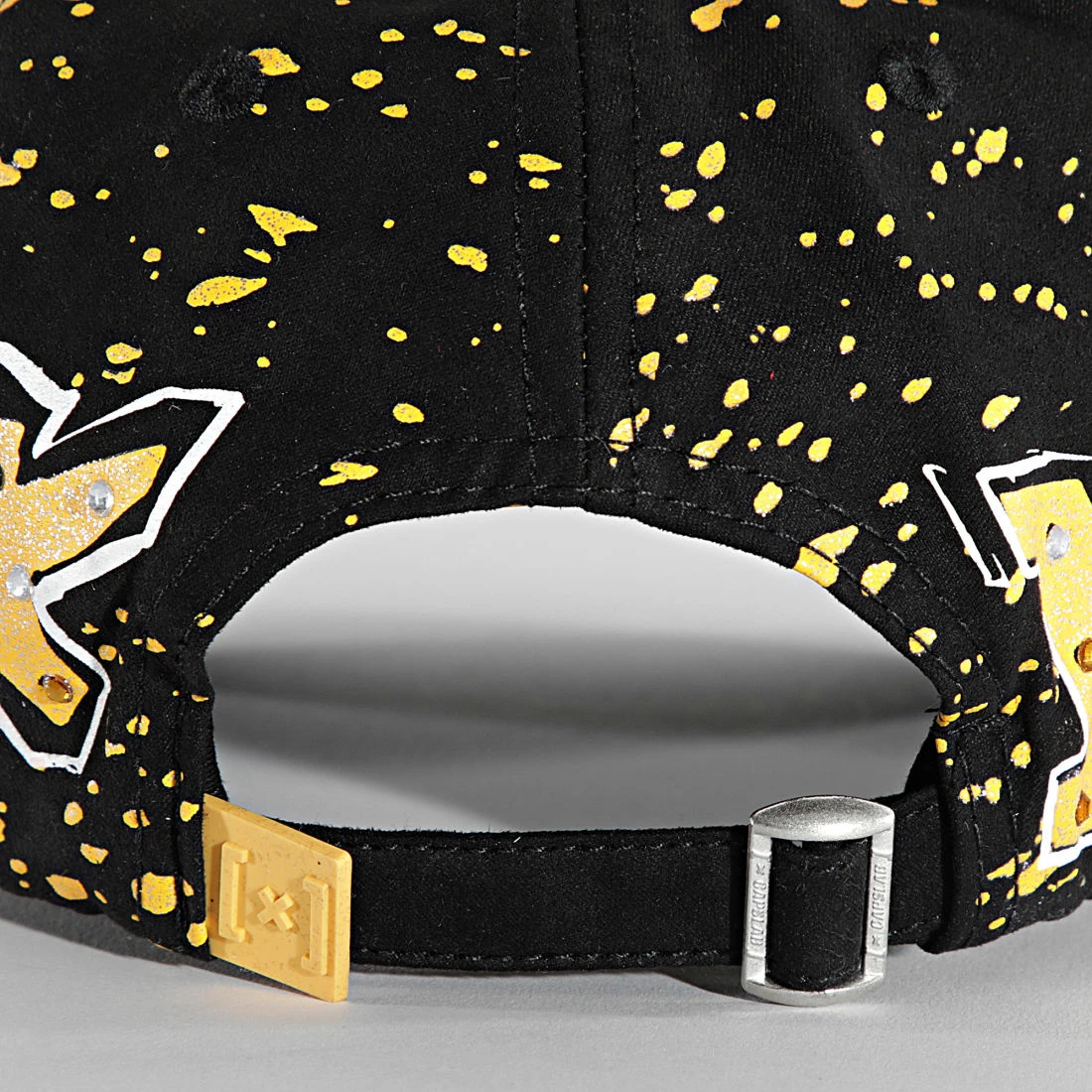 Acheter 🎉 Casquette Daffy Duck Noir Jaune de Capslab 😍 – Image 3