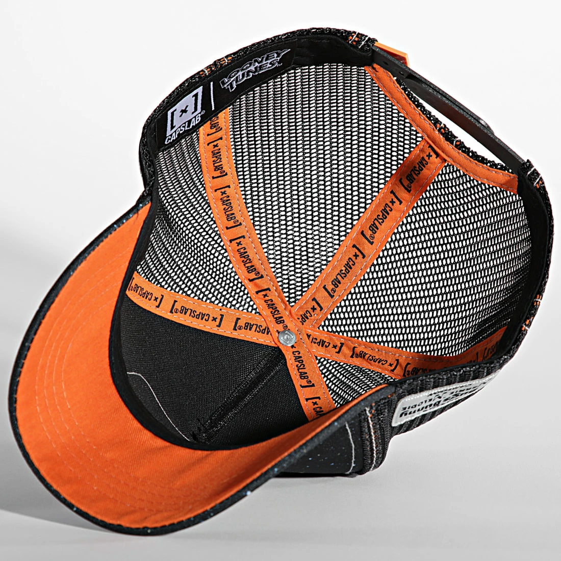 Le moins cher ✨ Casquette Trucker Bugs Bunny Noir de Capslab 👍 4 Le moins cher ✨ Casquette Trucker Bugs Bunny Noir de Capslab 👍 – Image 4