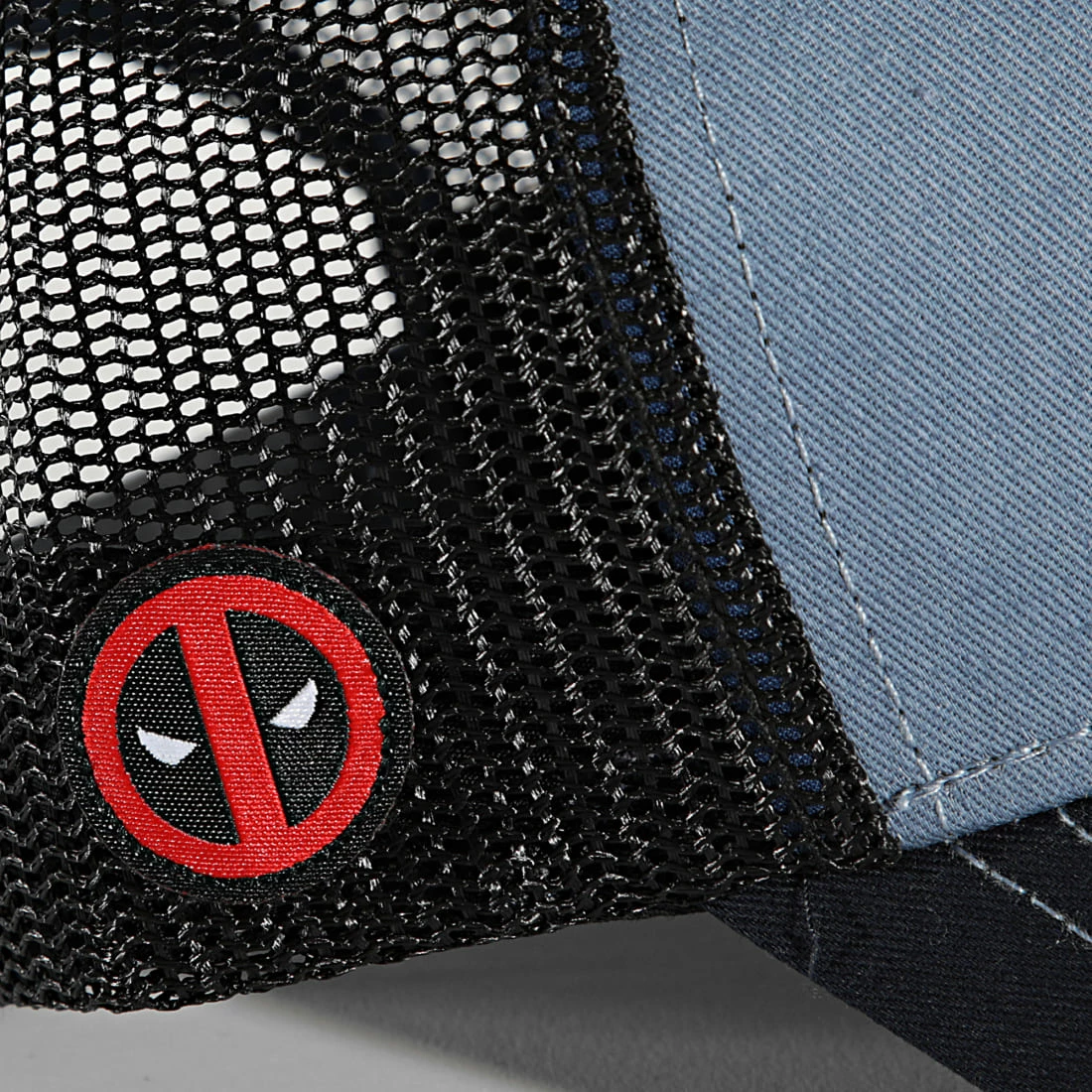Acheter ❤️ Casquette Trucker Deadpool Noir Bleu de Capslab 🌟 2 Acheter ❤️ Casquette Trucker Deadpool Noir Bleu de Capslab 🌟 – Image 2