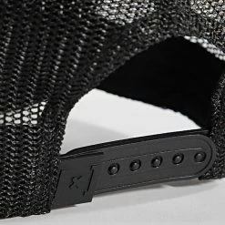 Tout neuf 🎁 Casquette Trucker Bulma Blanc Noir de Capslab 👏 -PromosCapslab Magasin capslab 309045 CL DBZ 1 BUL3 20220317T124638 03