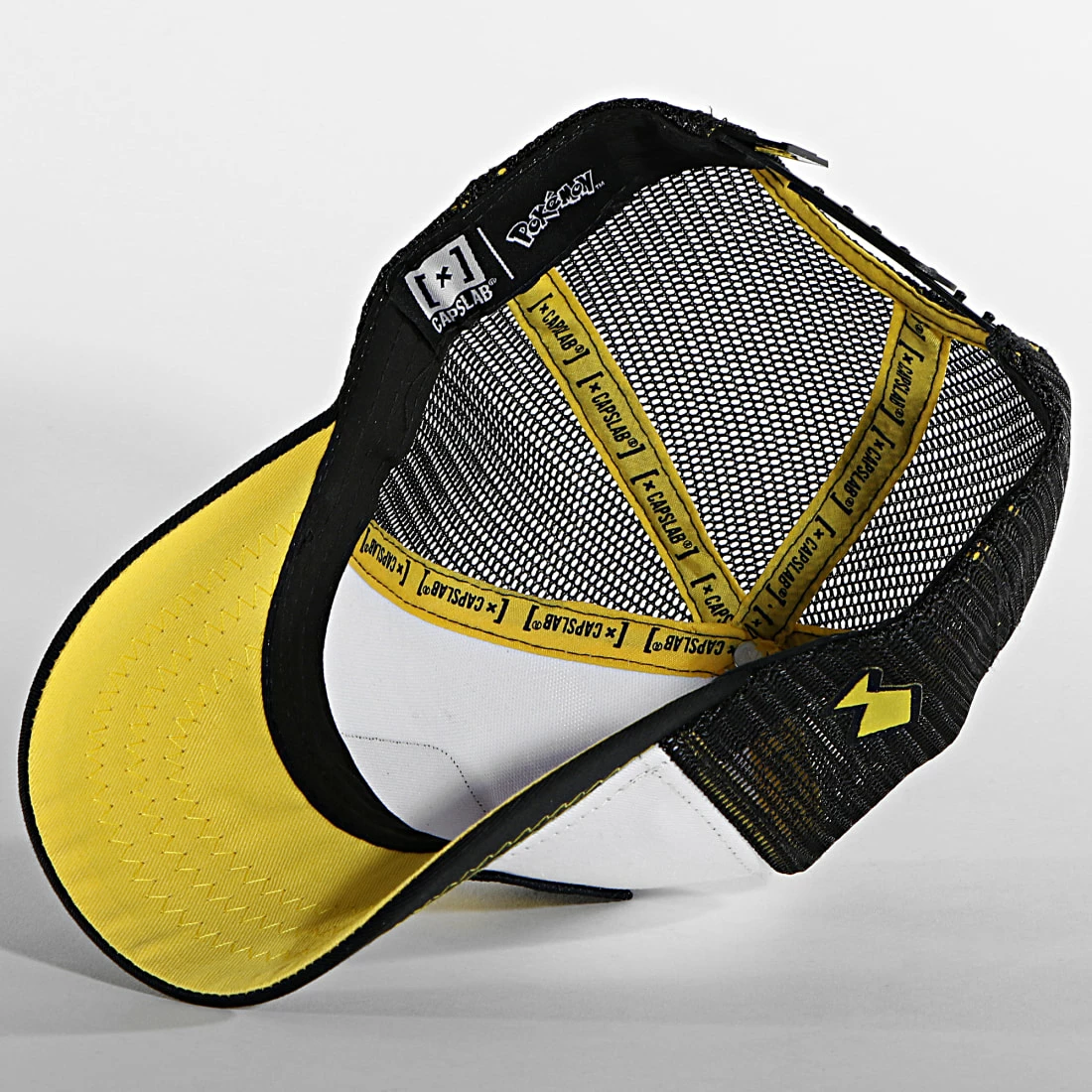 Meilleur prix 👏 Casquette Trucker Pikachu Noir Blanc de Capslab 😀 4 Meilleur prix 👏 Casquette Trucker Pikachu Noir Blanc de Capslab 😀 – Image 4