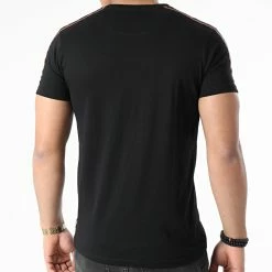 Nouveau 😍 Tee 👕 Shirt A Bandes MAR2 Noir de Capslab 👏 -PromosCapslab Magasin nintendo 243566 CL SMB 1 TSC MAR2 20201204T110240 04